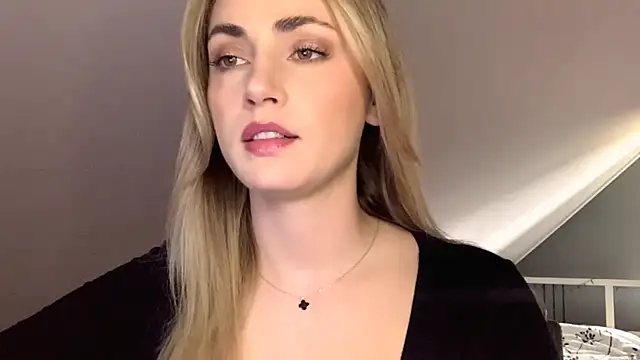 ScarlettSensitive online show from 05/04/26, 02:31