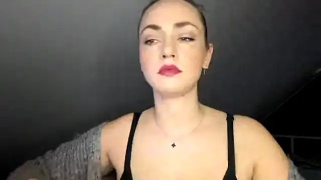 ScarlettSensitive online show from 05/25/26, 06:45