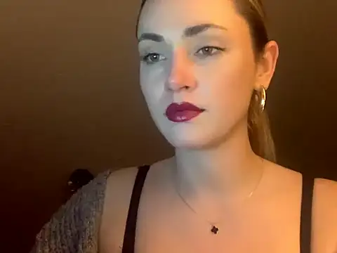 Snapshot of ScarlettSensitive chatting on 03/22/26, 09:05 ScarlettSensitive online show from 03/22/26, 09:05