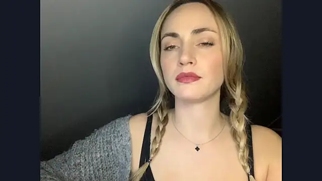 ScarlettSensitive online show from 05/15/26, 08:29