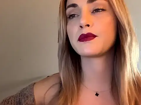 Snapshot of ScarlettSensitive chatting on 04/08/26, 02:07 ScarlettSensitive online show from 04/08/26, 02:07