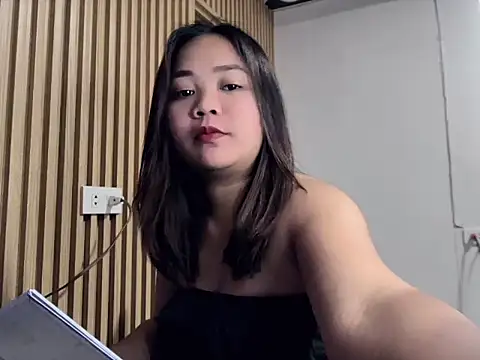  georgiax  online show from 04/19/26, 04:30