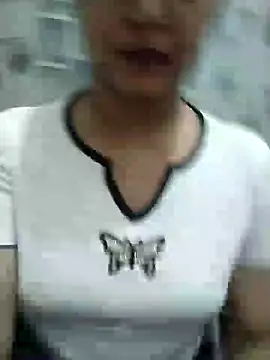 Snapshot of Chandrika_Yadav chatting on 05/21/26, 08:44 Chandrika Yadav online show from 05/21/26, 08:44