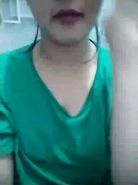 Snapshot of Chandrika_Yadav chatting on 05/19/26, 08:43 Chandrika Yadav online show from 05/19/26, 08:43