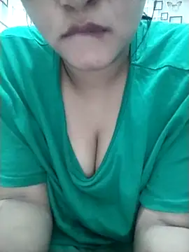 Snapshot of Chandrika_Yadav chatting on 05/02/26, 05:51 Chandrika Yadav online show from 05/02/26, 05:51