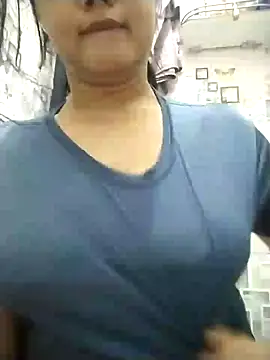Snapshot of Chandrika_Yadav chatting on 05/15/26, 04:05 Chandrika Yadav online show from 05/15/26, 04:05