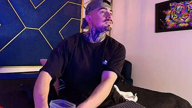 Snapshot of Dallas_Whitee chatting on 03/24/26, 07:58 Dallas Whitee online show from 03/24/26, 07:58