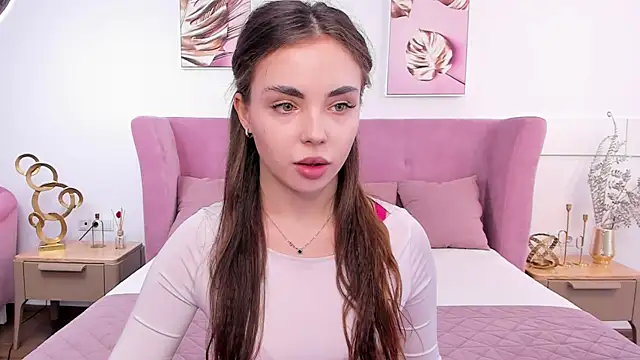 MyEvelin online show from 03/22/26, 09:33