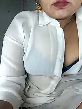 Snapshot of Delhi_Patola chatting on 04/05/26, 05:08 Delhi Patola online show from 04/05/26, 05:08