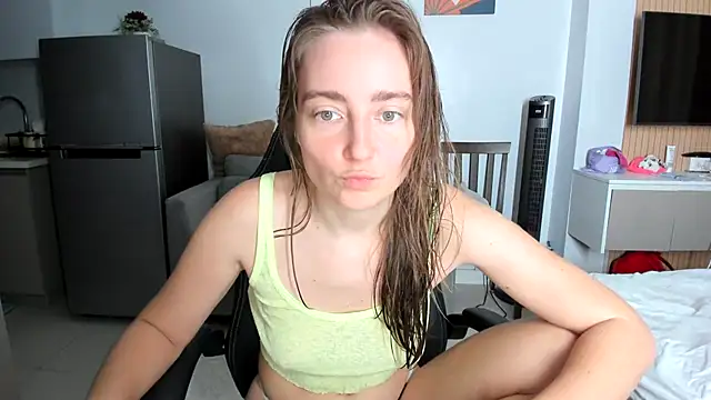 LiaSasha online show from 03/15/26, 09:49