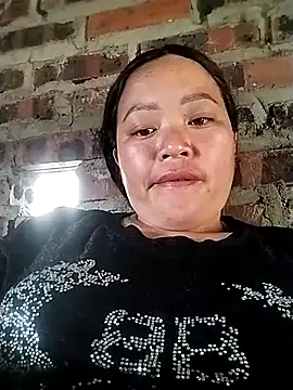 Min-in online show from 04/14/26, 05:45