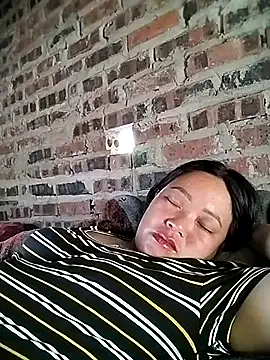Min-in online show from 05/06/26, 05:44