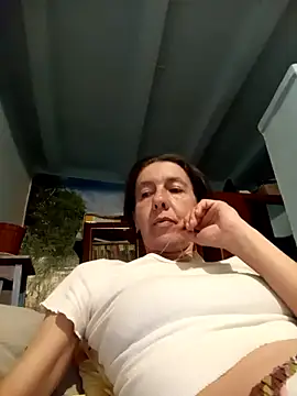 Tania9876 online show from 04/21/26, 07:20