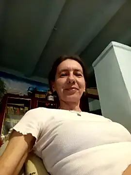 Tania9876 online show from 03/28/26, 07:04