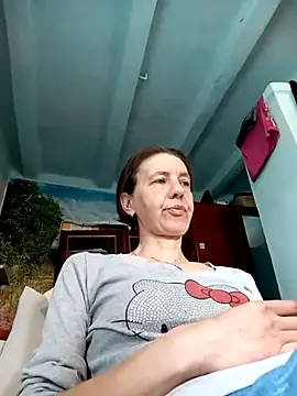 Tania9876 online show from 04/22/26, 09:27