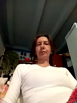 Tania9876 online show from 05/18/26, 07:07
