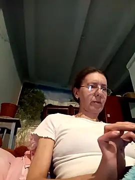 Tania9876 online show from 04/17/26, 06:22