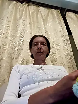 Tania9876 online show from 06/15/26, 06:51