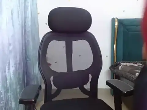 Sareen27 online show from 03/23/26, 05:02