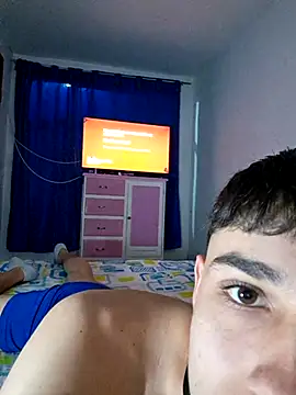 AxelKiran online show from 04/16/26, 11:07