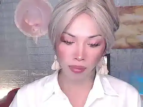 Ms amor powers ts online show from 04/21/26, 09:32