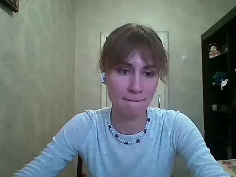 ElenoreHolguin online show from 04/02/26, 02:46