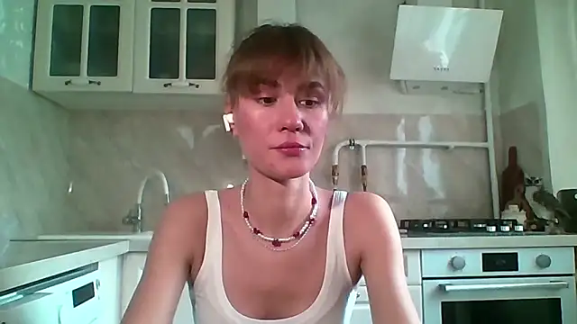 ElenoreHolguin online show from 04/14/26, 09:25