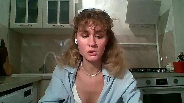 ElenoreHolguin online show from 03/13/26, 06:13