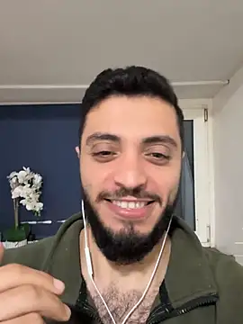 SoftAmjad online show from 04/15/26, 10:21