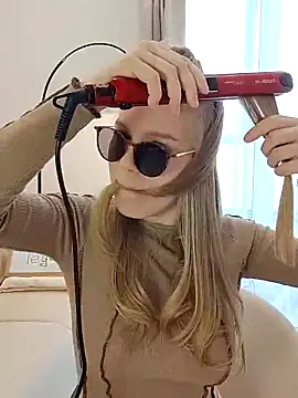 LittleForestELF2 online show from 03/12/26, 11:47