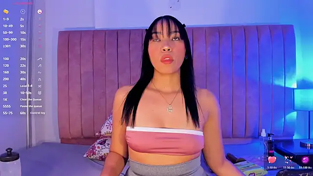 Snapshot of ValeriaRey_ chatting on 03/29/26, 08:21 ValeriaRey online show from 03/29/26, 08:21