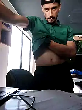 LiL-DRapXXX online show from 04/11/26, 10:41