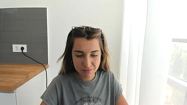 summmmersky1 online show from 06/23/26, 12:36