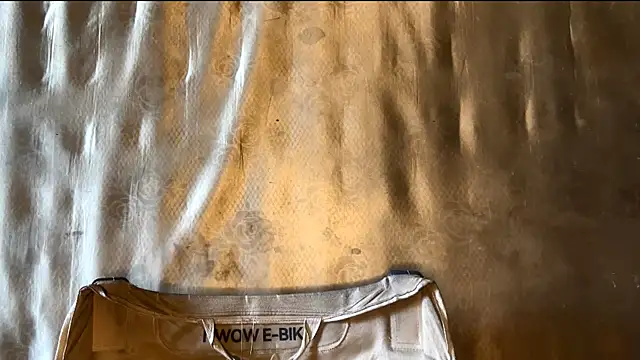 Snapshot of EunaBarretto chatting on 04/06/26, 02:18 EunaBarretto online show from 04/06/26, 02:18