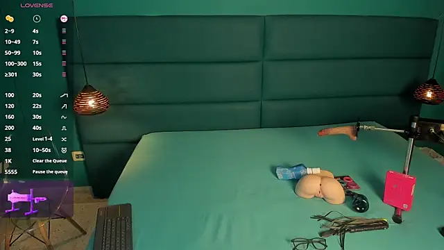 willturneer online show from 04/15/26, 04:29