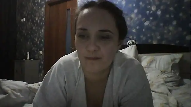 Alisa07qw online show from 04/13/26, 02:21