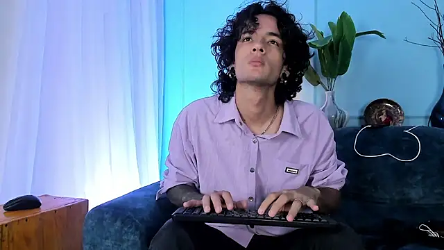 Skinny Mac online show from 04/19/26, 01:23