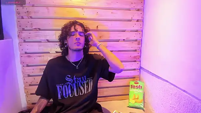 Skinny Mac online show from 04/06/26, 02:18