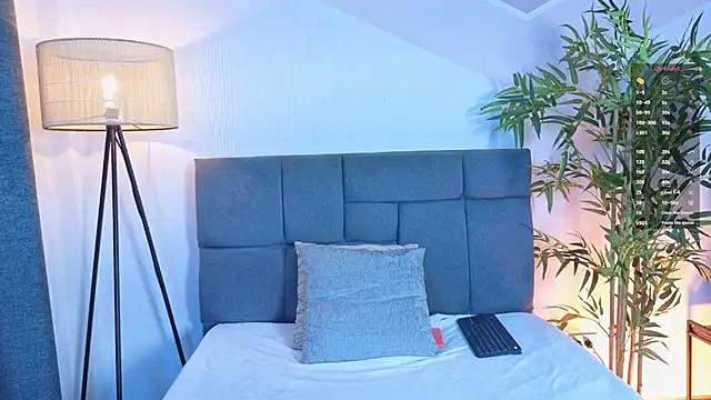 liorasterling online show from 04/21/26, 07:31