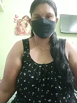 Snapshot of telugutanuja_ chatting on 06/17/26, 12:43 telugutanuja online show from 06/17/26, 12:43