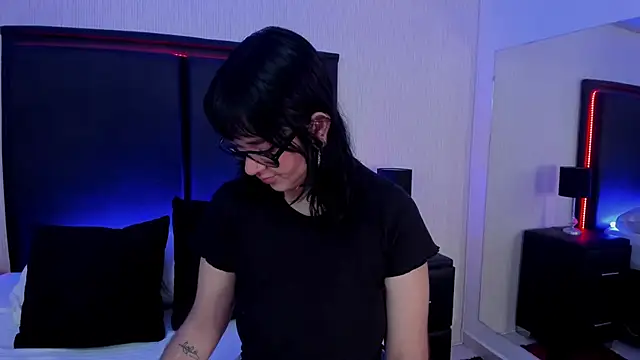 LilithBluum online show from 05/29/26, 11:16