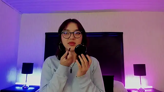 LilithBluum online show from 04/04/26, 11:50