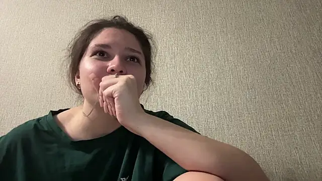 Emmiebutwihu online show from 04/14/26, 08:19