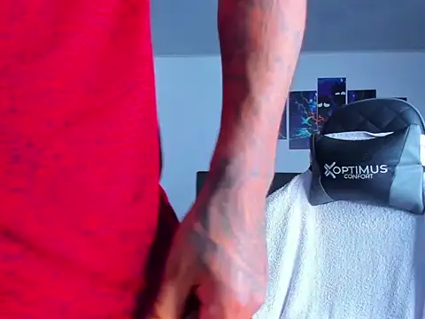 Snapshot of Steve_Dennis chatting on 04/06/26, 10:55 Steve Dennis online show from 04/06/26, 10:55