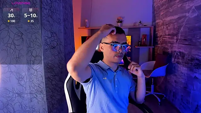 NicoKinggs  online show from 04/13/26, 01:26