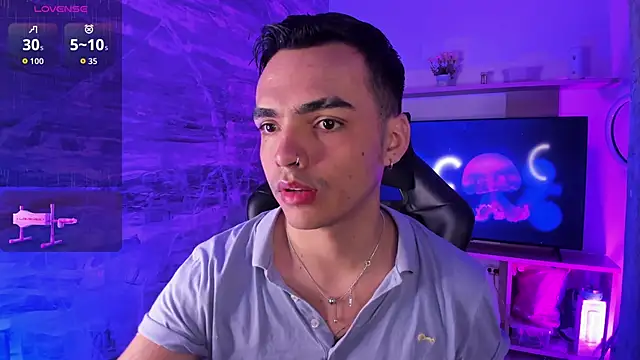 NicoKinggs  online show from 03/25/26, 01:10