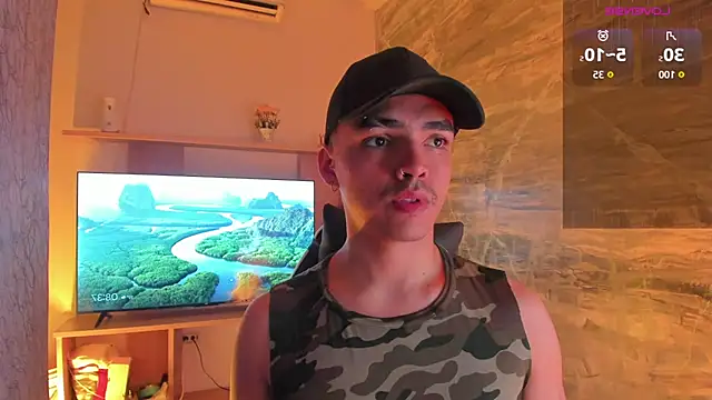 NicoKinggs  online show from 04/14/26, 01:38