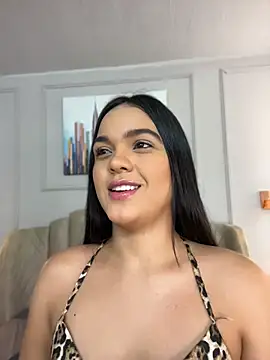 Bella-Ferrer online show from 05/22/26, 06:17