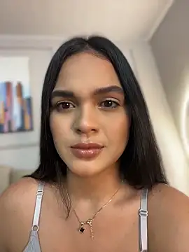 Bella-Ferrer online show from 04/22/26, 06:14