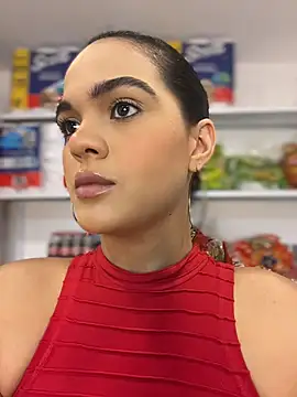 Bella-Ferrer online show from 05/14/26, 06:27